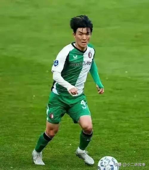 在全球化背 在全球化背