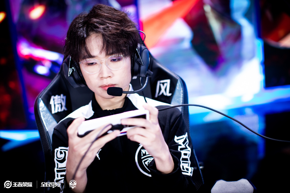 同时保证将 同时保证将