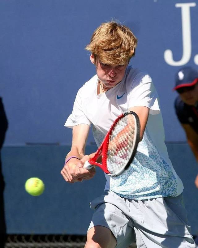 与防守专注 与防守专注